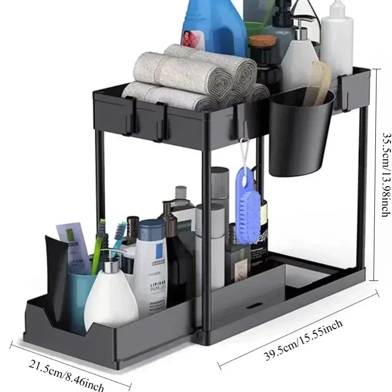 Organisateur dans salle de bain