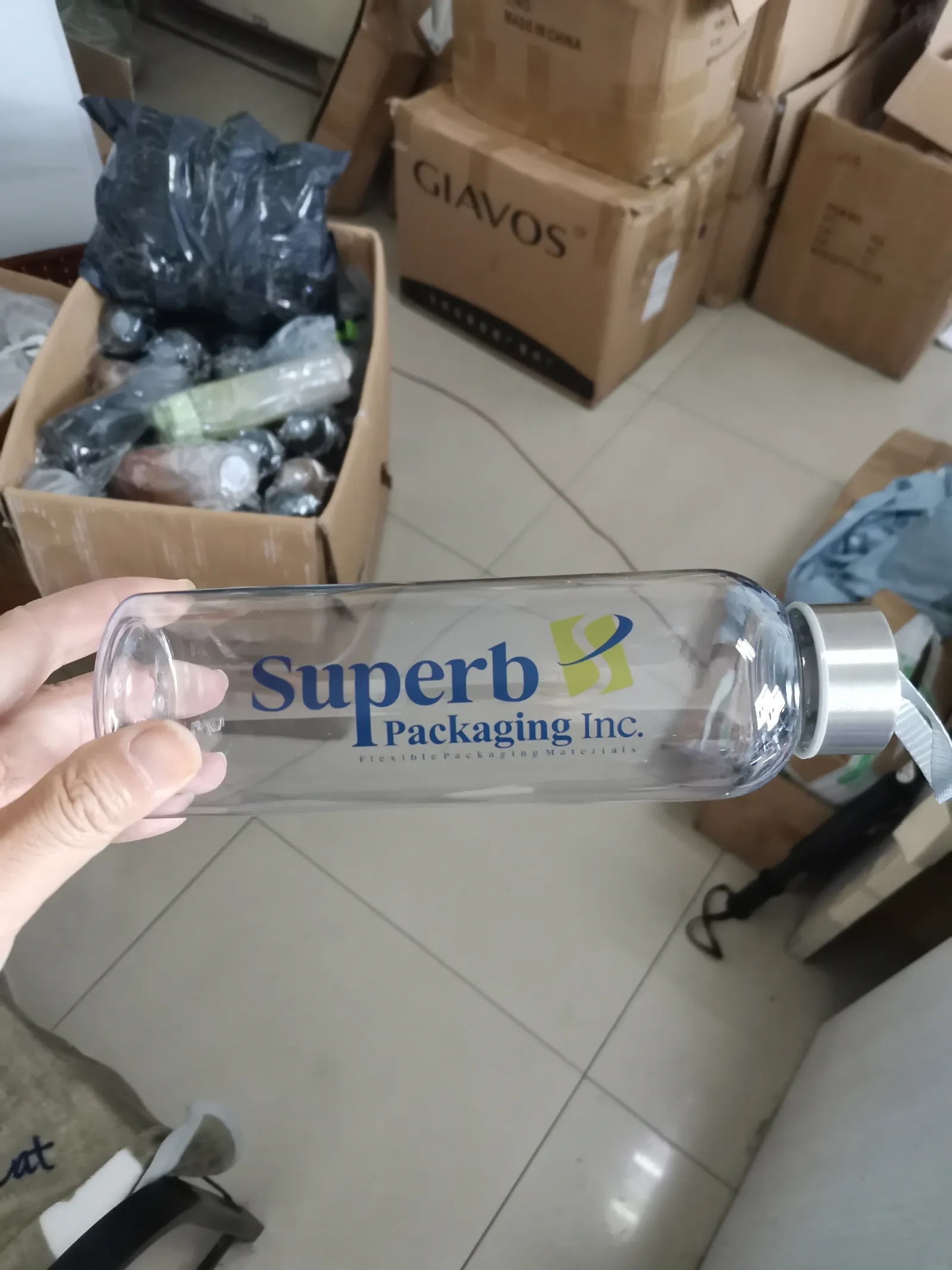 Bouteille d'eau de sport, finition extérieure