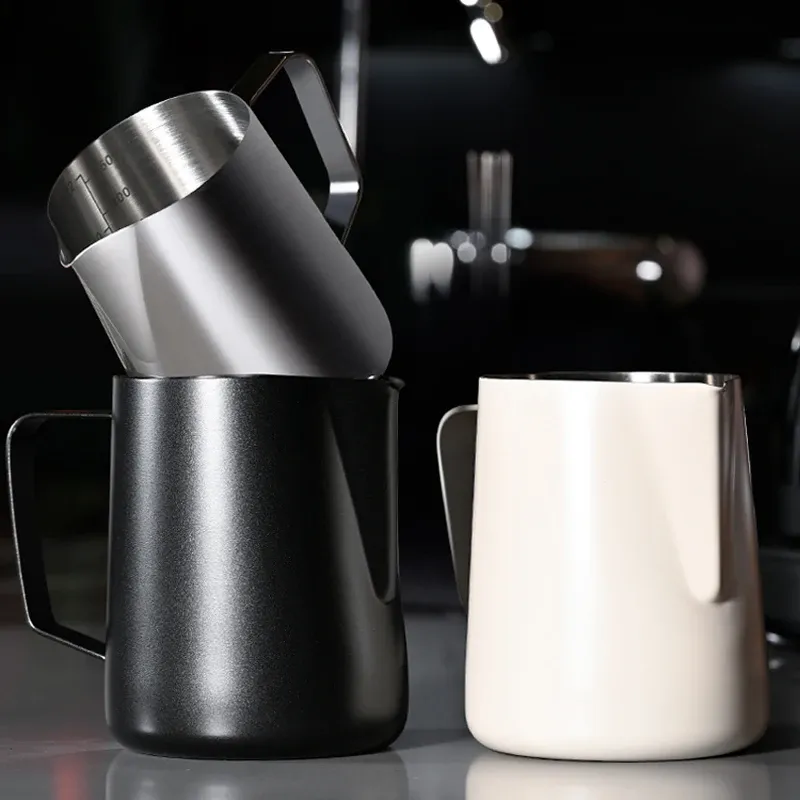 Pichet à mousse de lait 350/500 ml en acier inoxydable pour café, pichet à lait pour barista, mousseur à expresso et à vapeur, tasse à latte - Image 1