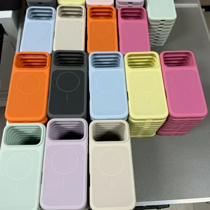 Coque MagSafe en silicone liquide, vue d'ensemble
