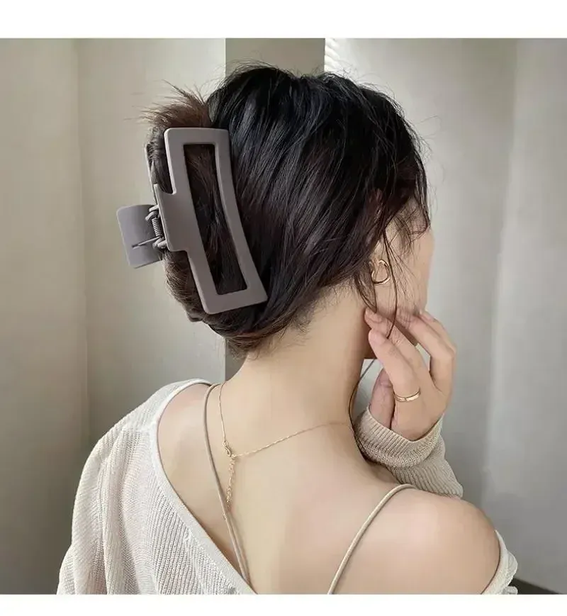 Accessoire pour queue de cheval et chignon