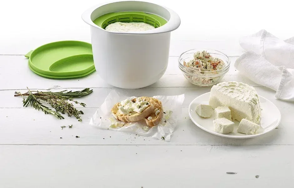Fromage frais maison prêt à être dégusté