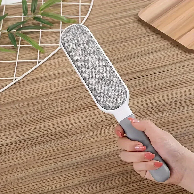 Brosse anti-poils électrostatique double face, résultat final