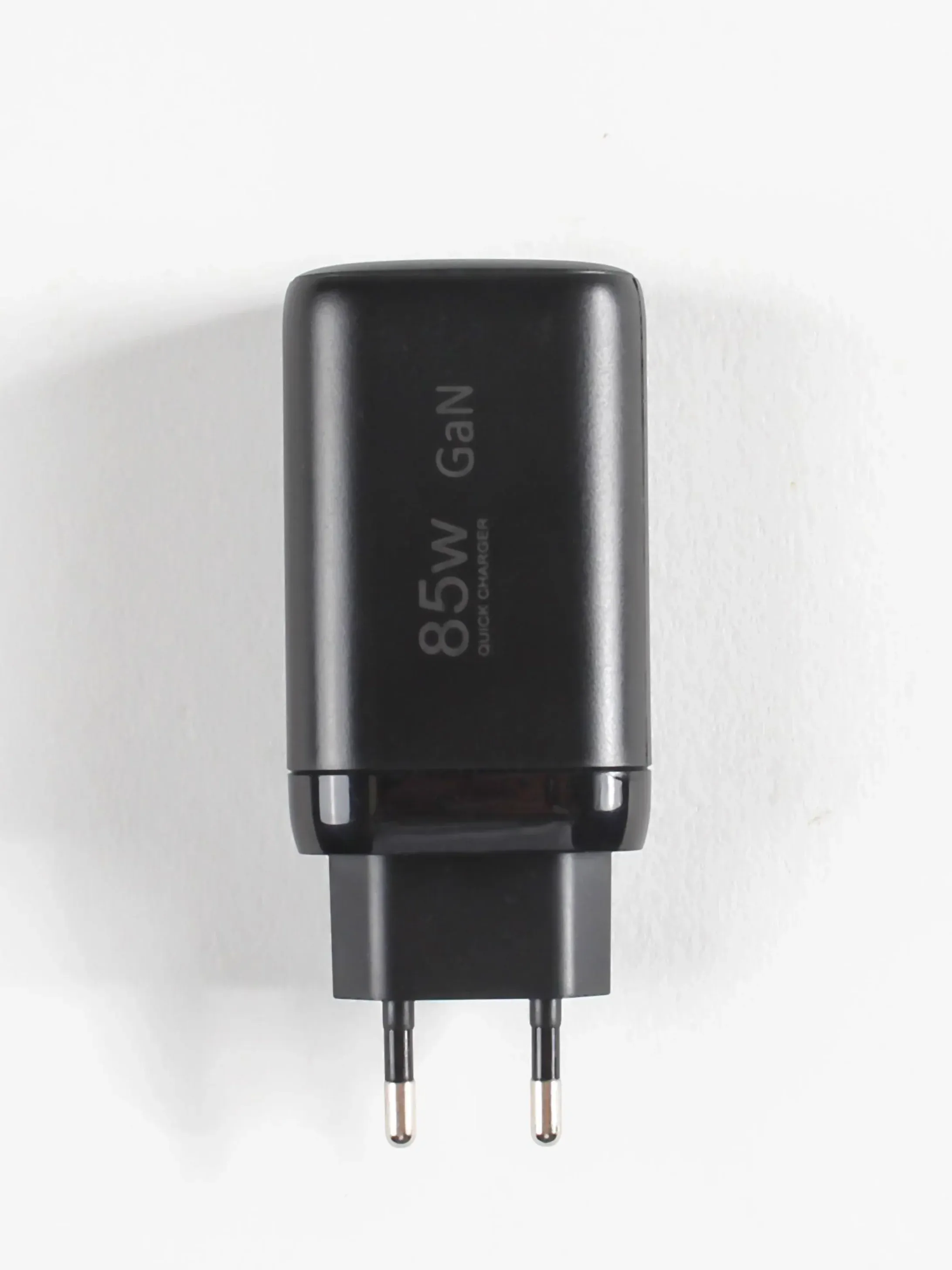 Chargeur rapide 3 ports, puissance totale 85 W, compatible ordinateurs portables, téléphones mobiles et consoles de jeux 4