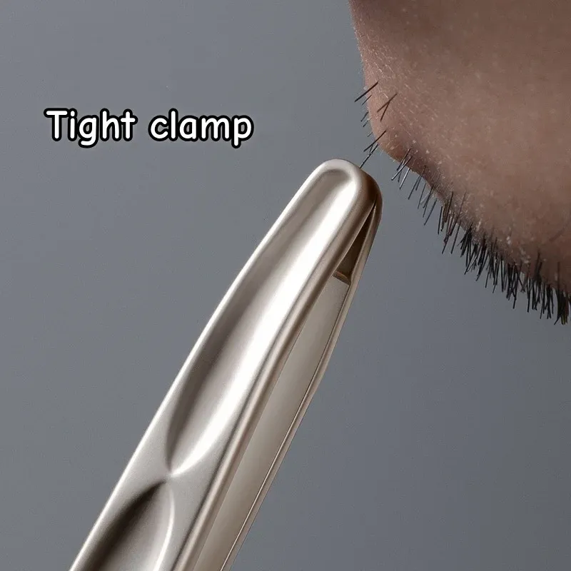 Pince à épiler pour barbe et sourcils, en situation