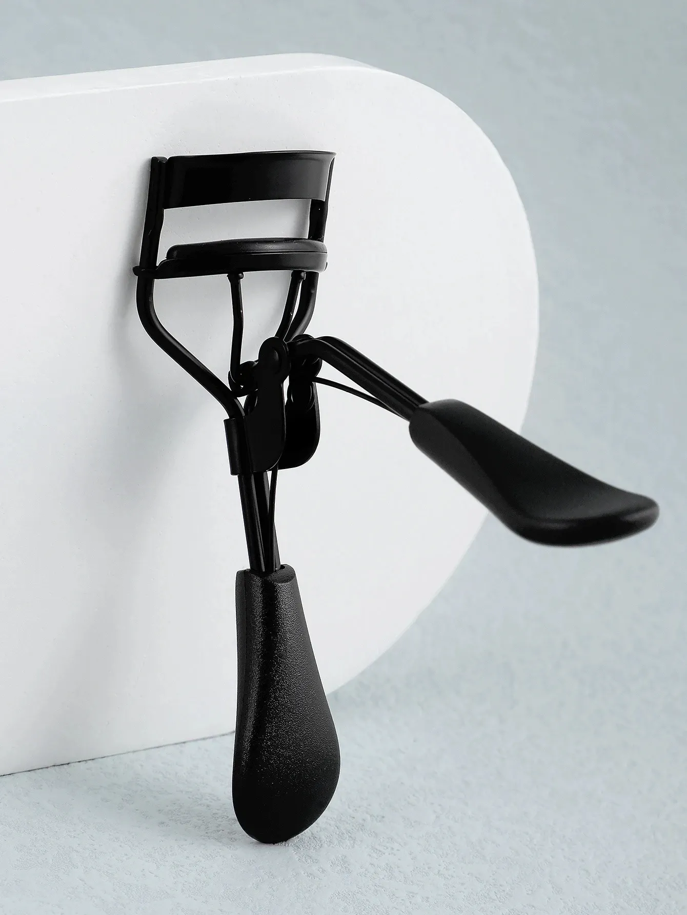 Recourbe-cils portable en acier inoxydable noir 2
