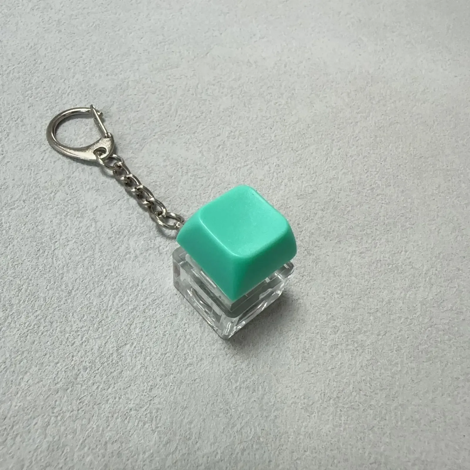Porte-clés clavier mécanique dans un cadre de vie quotidien