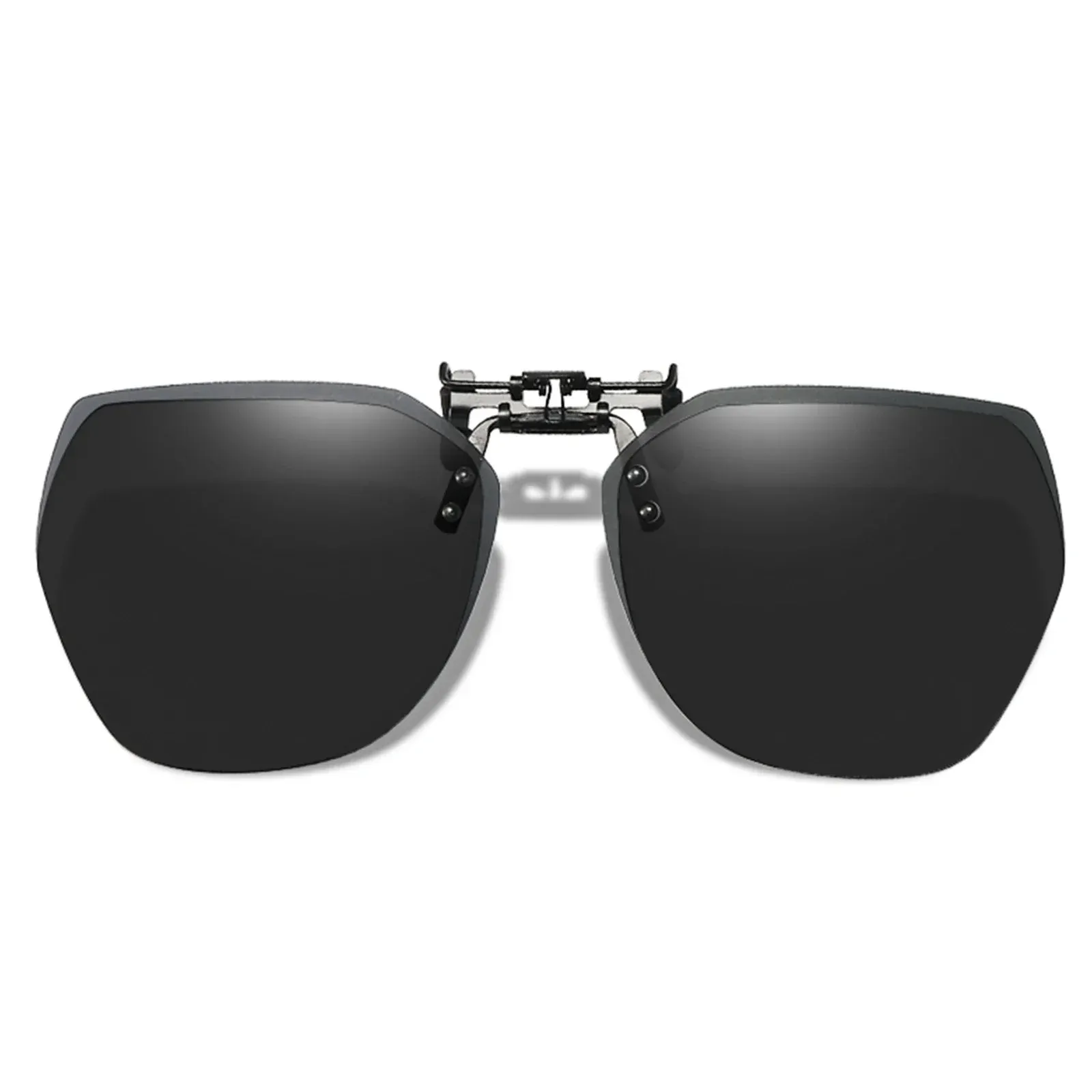 Lunettes de soleil, finitions et matières