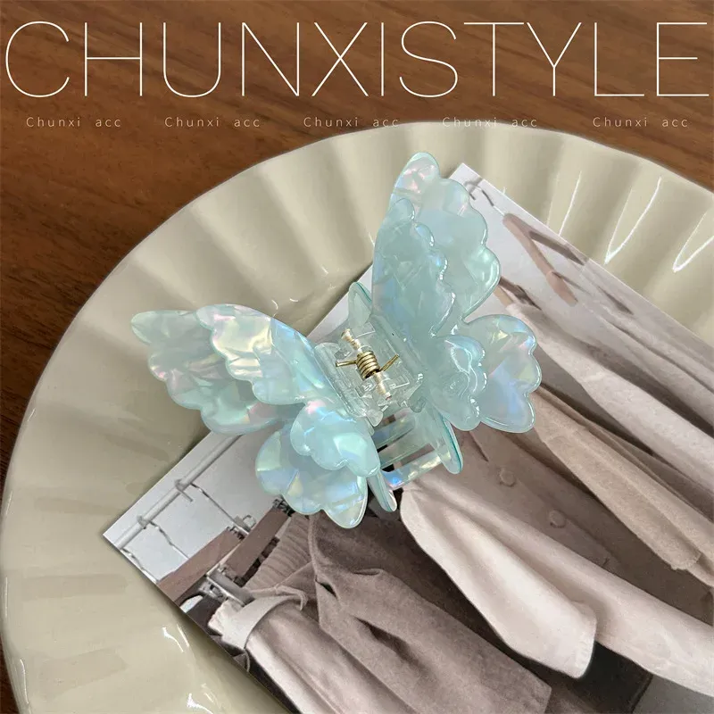 Pince à cheveux papillon fée, vue 11
