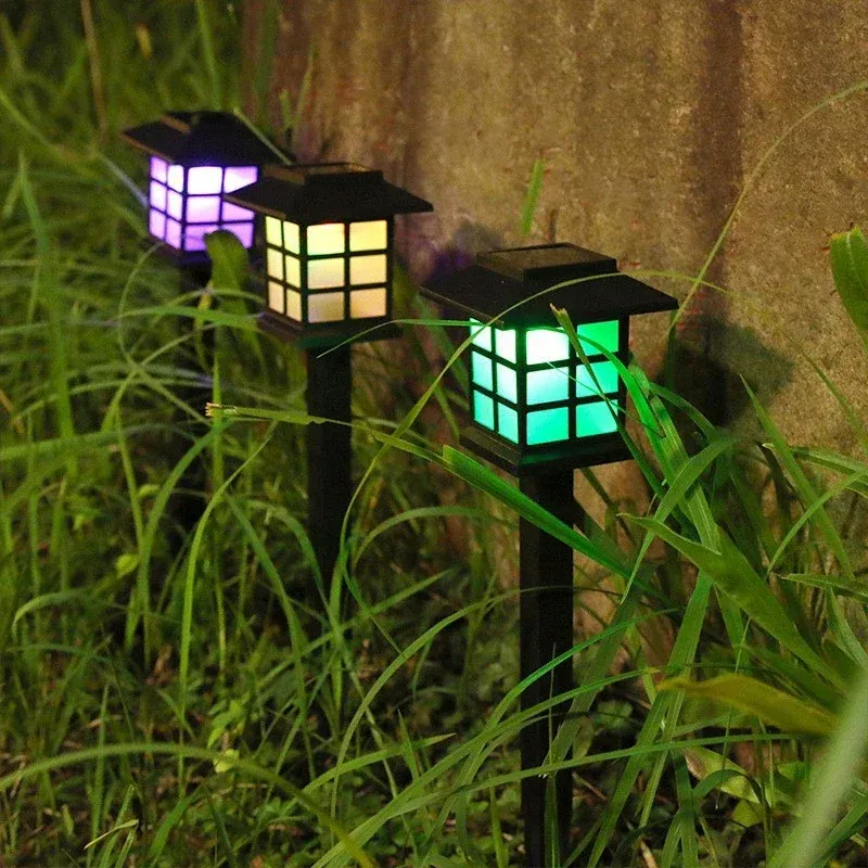 Lampe solaire de jardin en situation