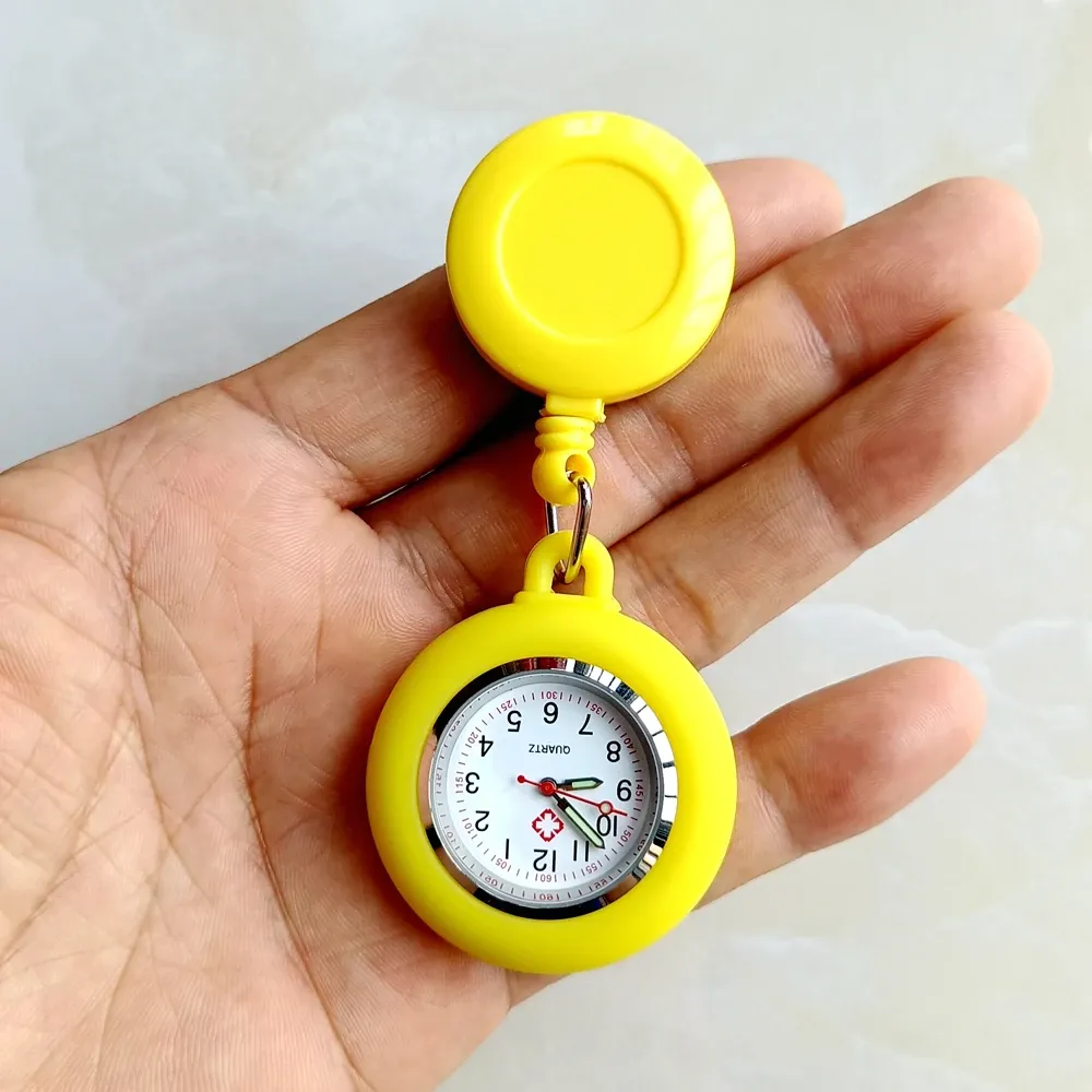 Montre de poche rétractable à cadran simple pour infirmière et médecin, avec clip 18