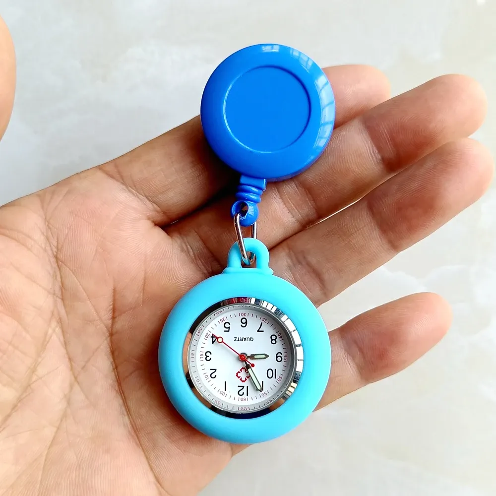 Montre de poche rétractable à cadran simple pour infirmière et médecin, avec clip 8