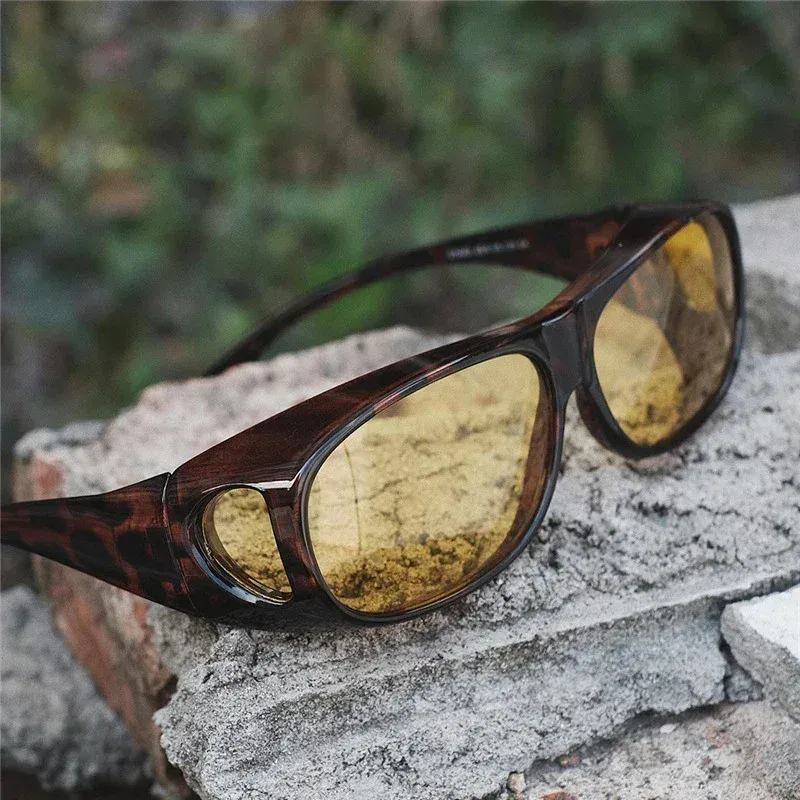 Lunettes de soleil polarisées à porter par-dessus les lunettes de vue, enveloppantes, pour la conduite, la pêche et le sport 2