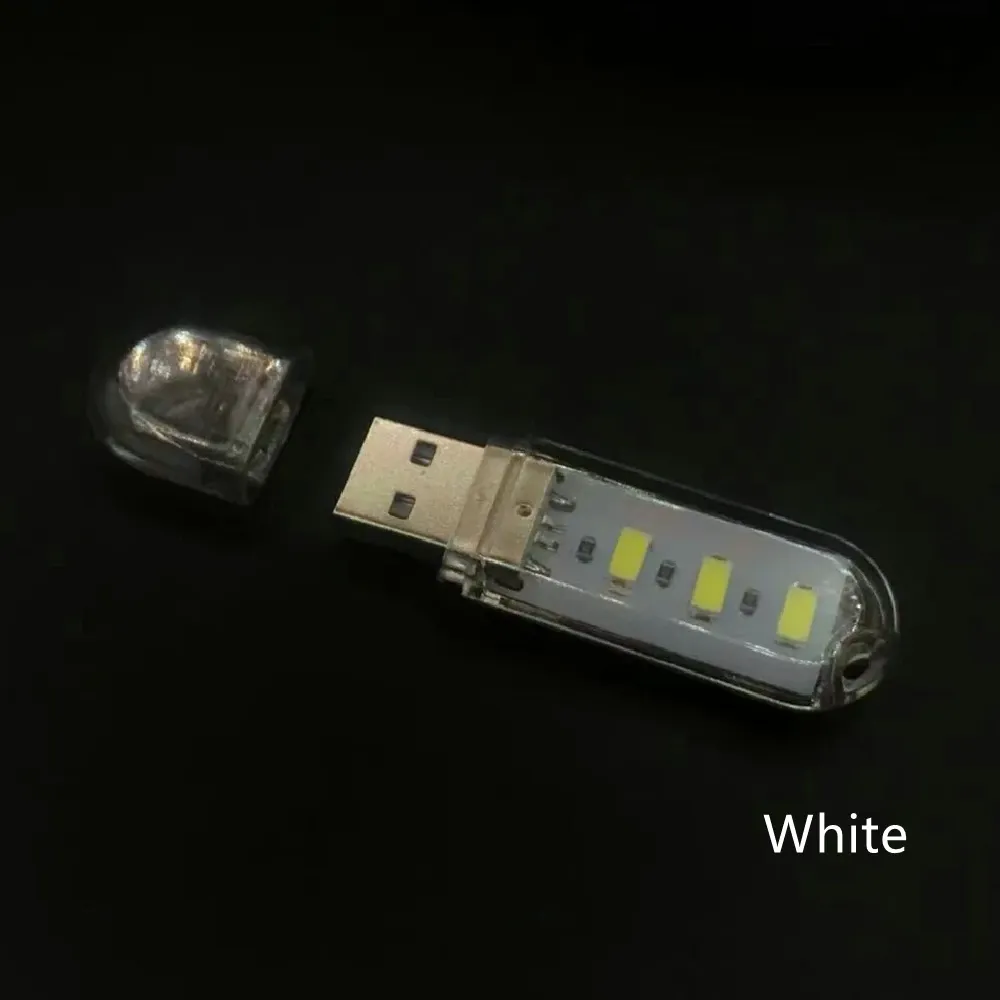Lampe de livre LED USB dans un environnement de lecture