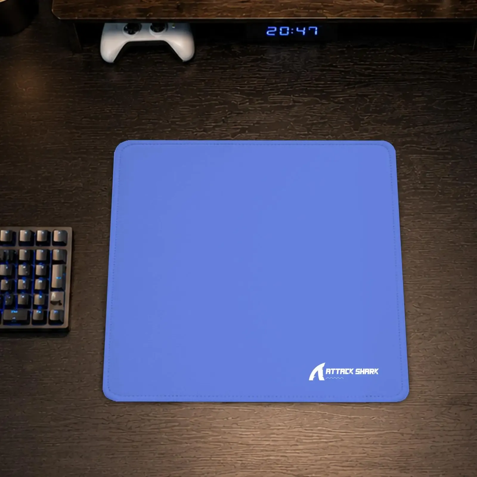 Tapis de souris Attack Shark, design illustré