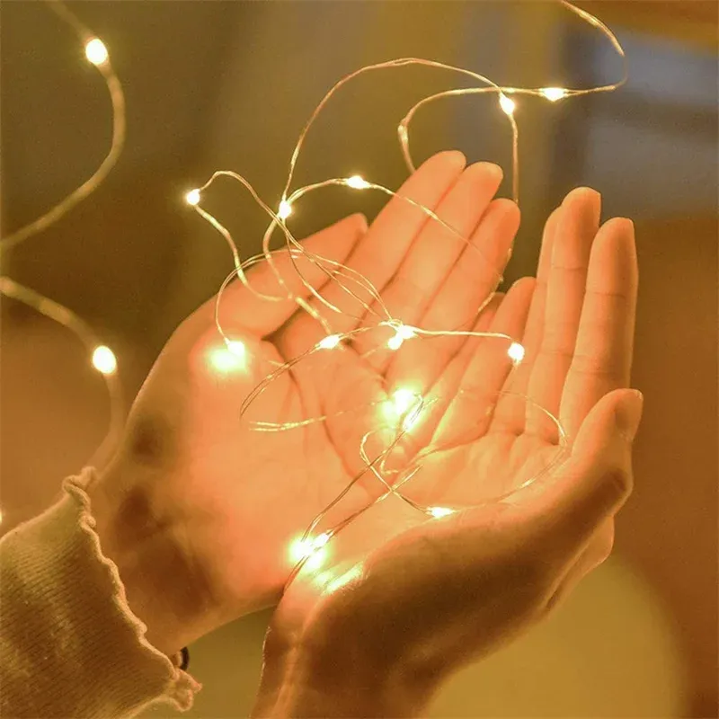 Guirlande lumineuse LED en fil de cuivre, vue d'ensemble