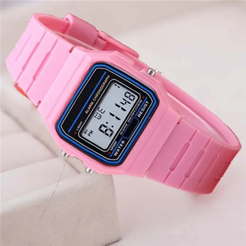 Montre digitale LED de sport pour homme, cadran carré, bracelet en silicone 5