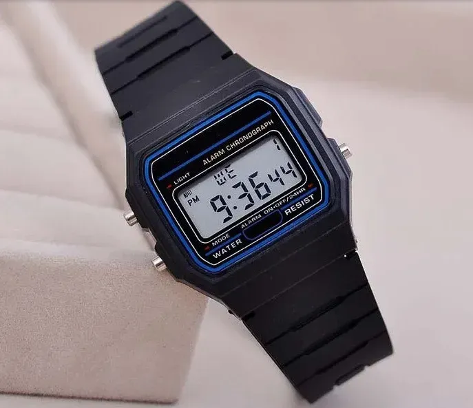 Montre digitale LED de sport pour homme, cadran carré, bracelet en silicone 7