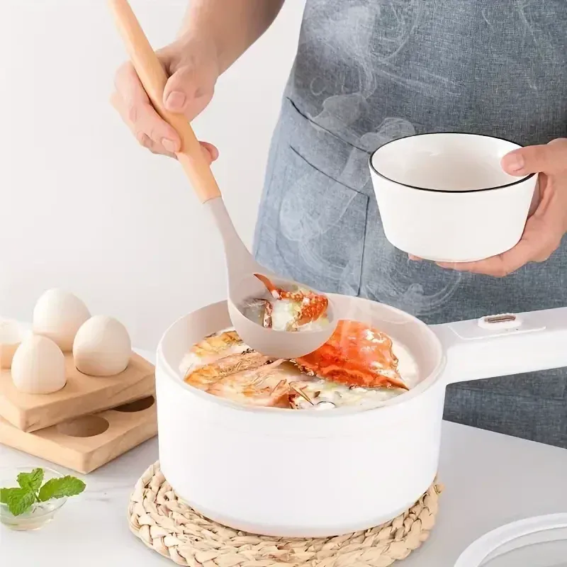 Ensemble de 12 ustensiles de cuisine en silicone multicolores à manche en bois, résistants à la chaleur et antiadhésifs 4