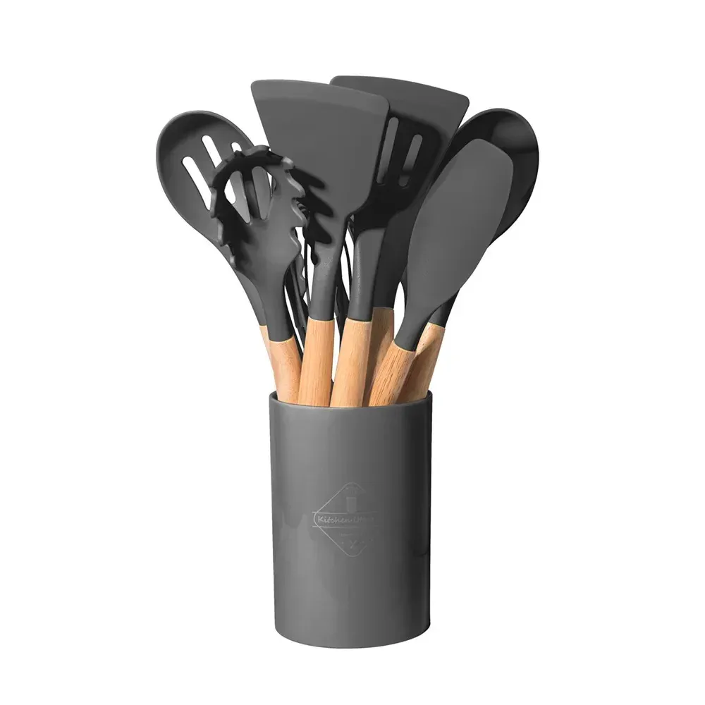 Pièces de l'ensemble d'ustensiles de cuisine en silicone