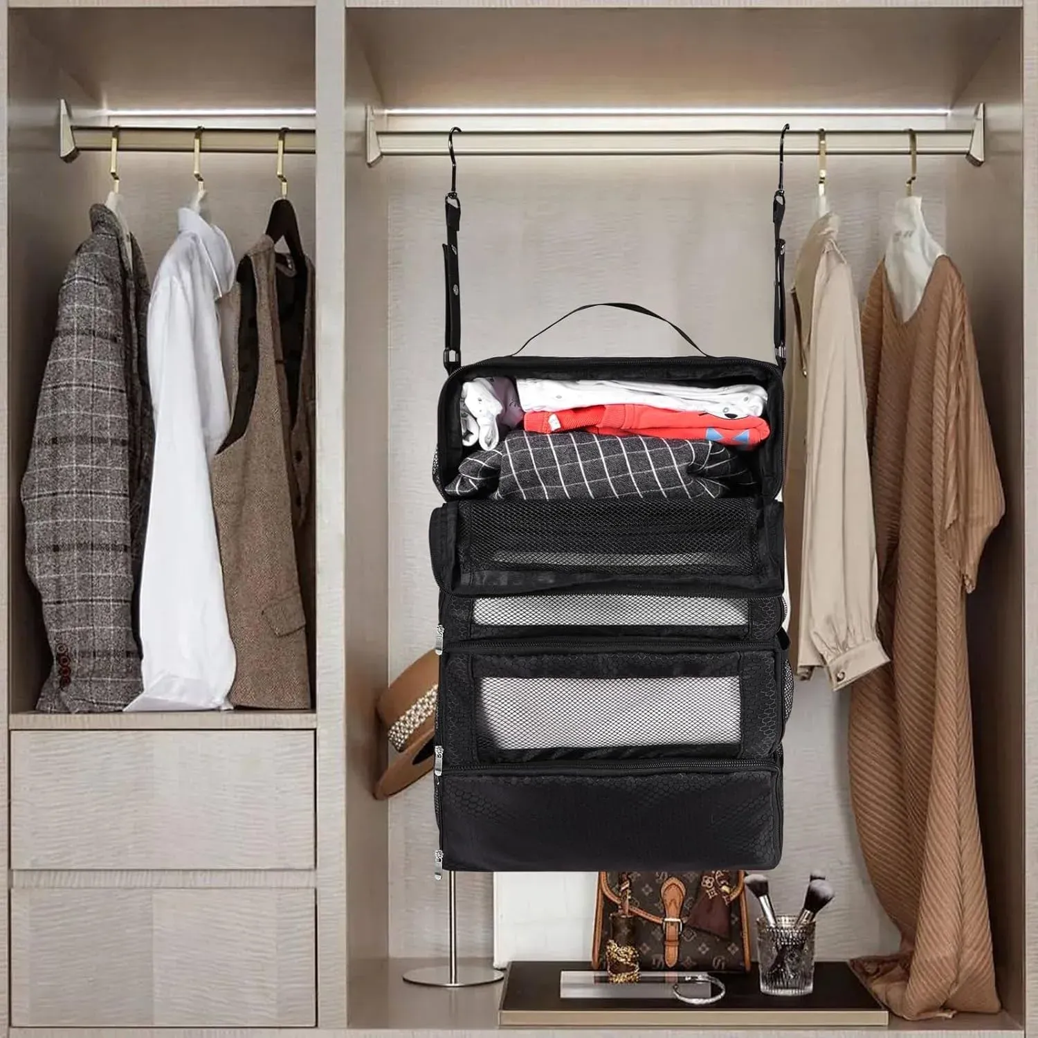 Organisateur de valise plié et rangé