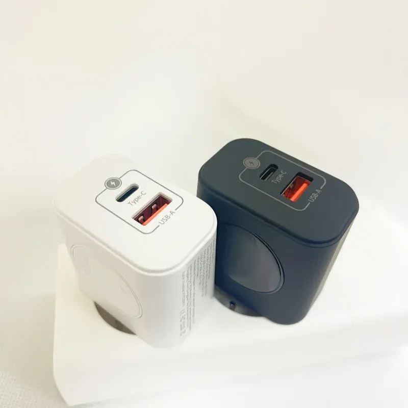Chargeur sans fil 3-en-1 en situation d’usage