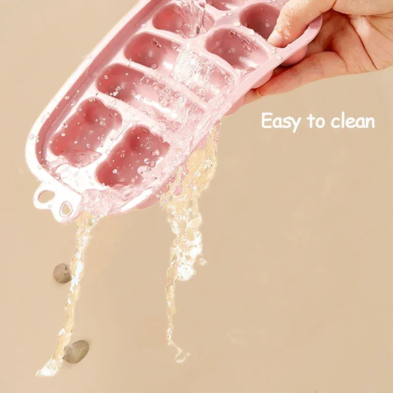 Moule à saucisses en silicone en situation de cuisson
