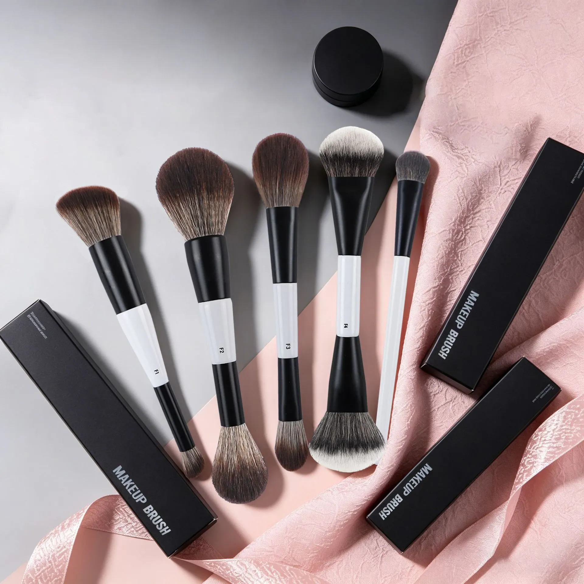 Pinceaux de maquillage F4 double tête pour contour et blush, pinceau à poudre F2, pinceau illuminateur F3, poils synthétiques doux, pinceaux cosmétiques pour blush et illuminateur 3