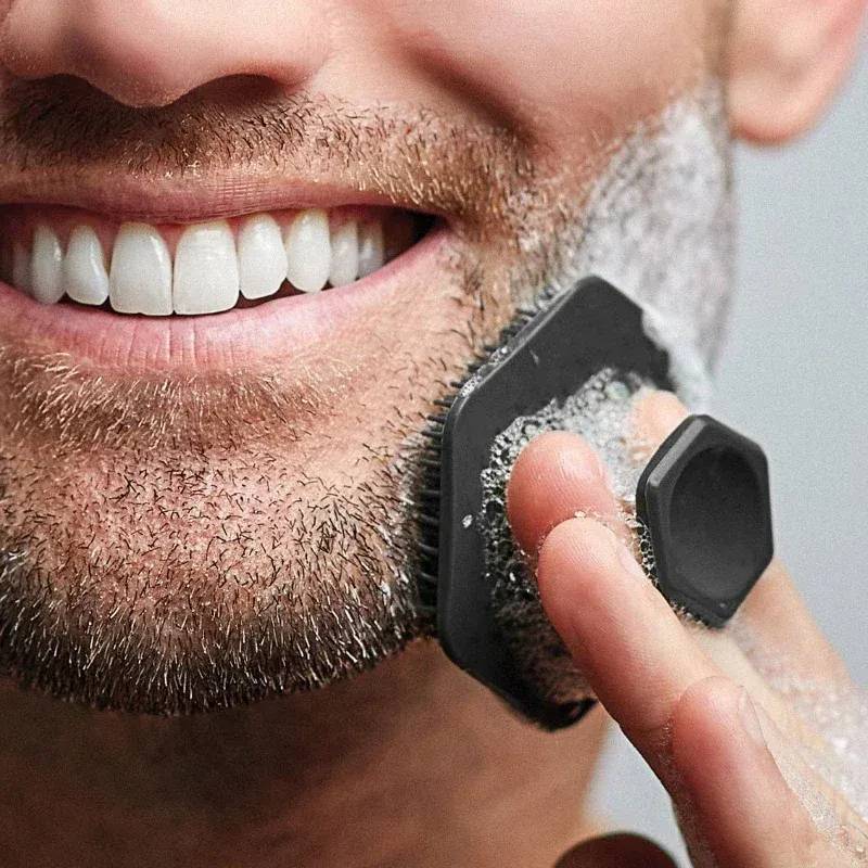 Brosse nettoyante pour le visage pour hommes, mini épurateur en silicone, nettoyage en profondeur du visage, brosse de massage pour le rasage et gommage du visage - Image 1