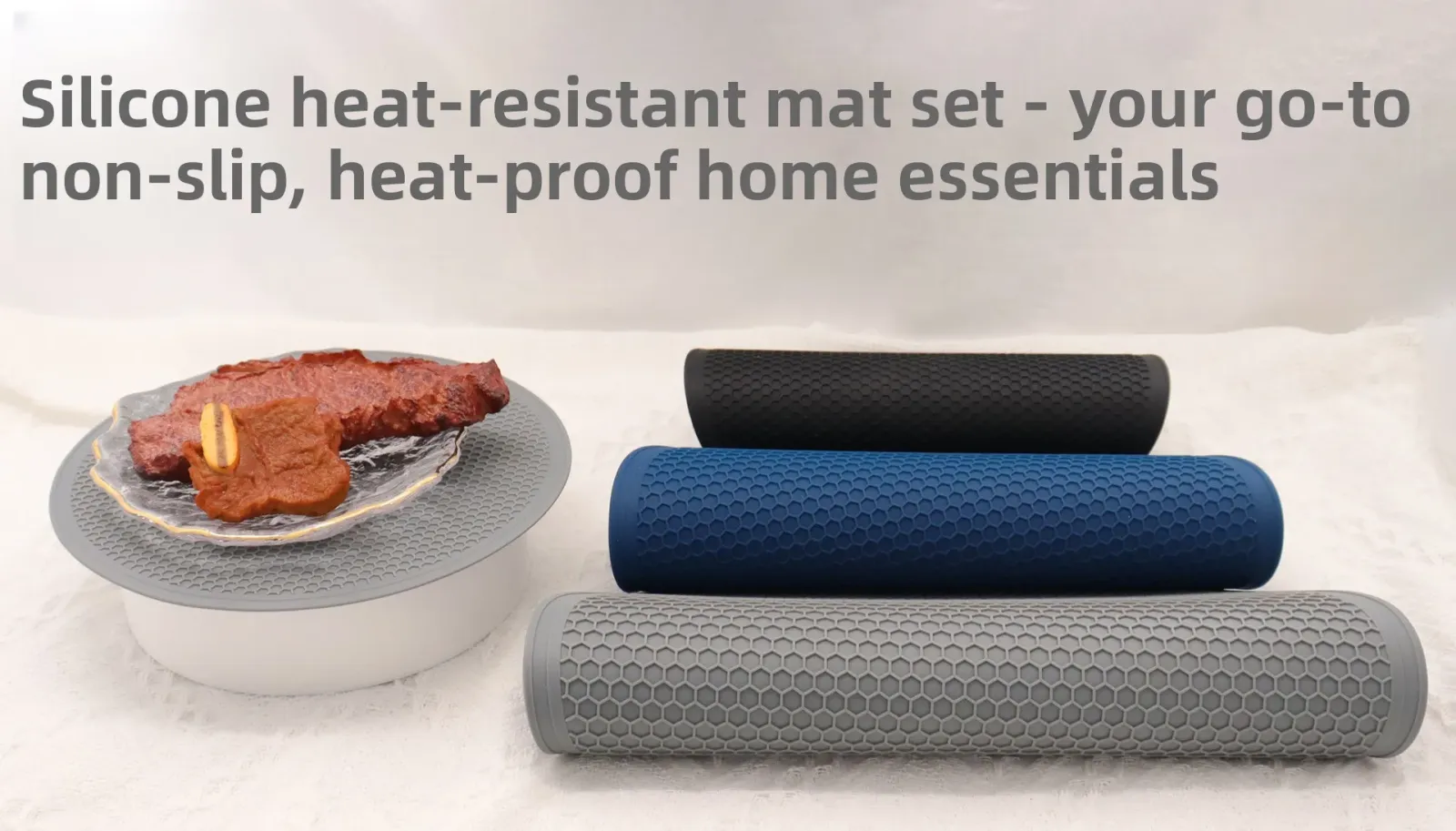 Détail du tapis en silicone sur plan de travail de cuisine