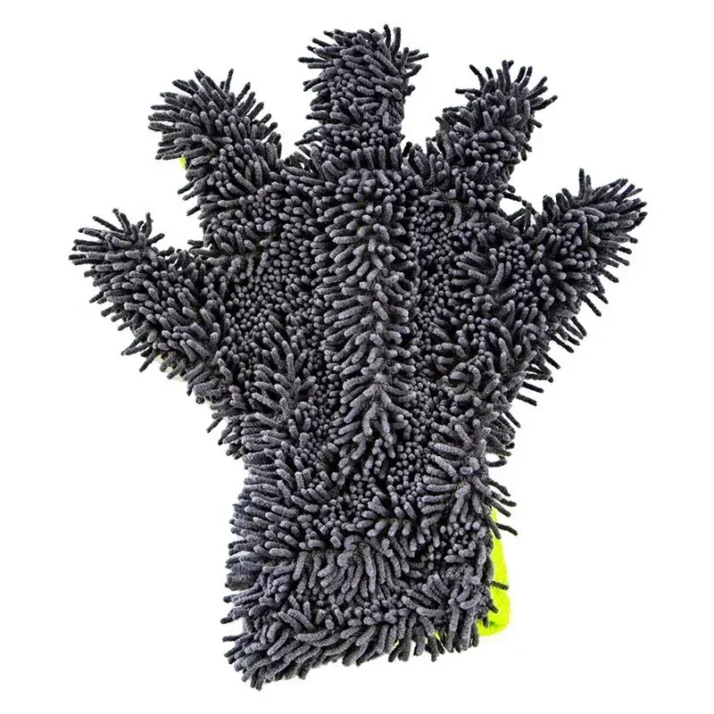 Gant de lavage en chenille en situation