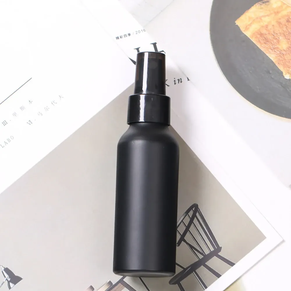 Flacon pulvérisateur noir en PET rechargeable, portable, 100 ml (lot de 10) 3
