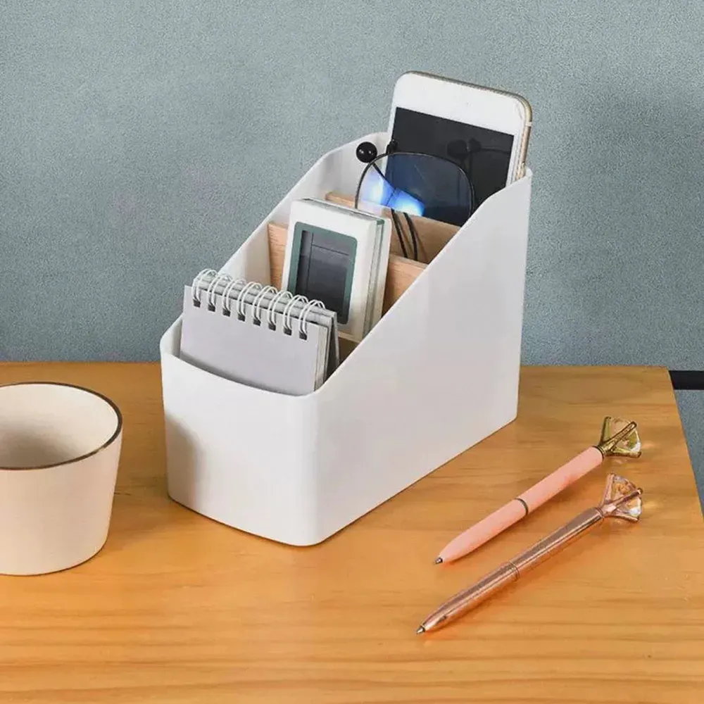 Organisateur installé sur un bureau
