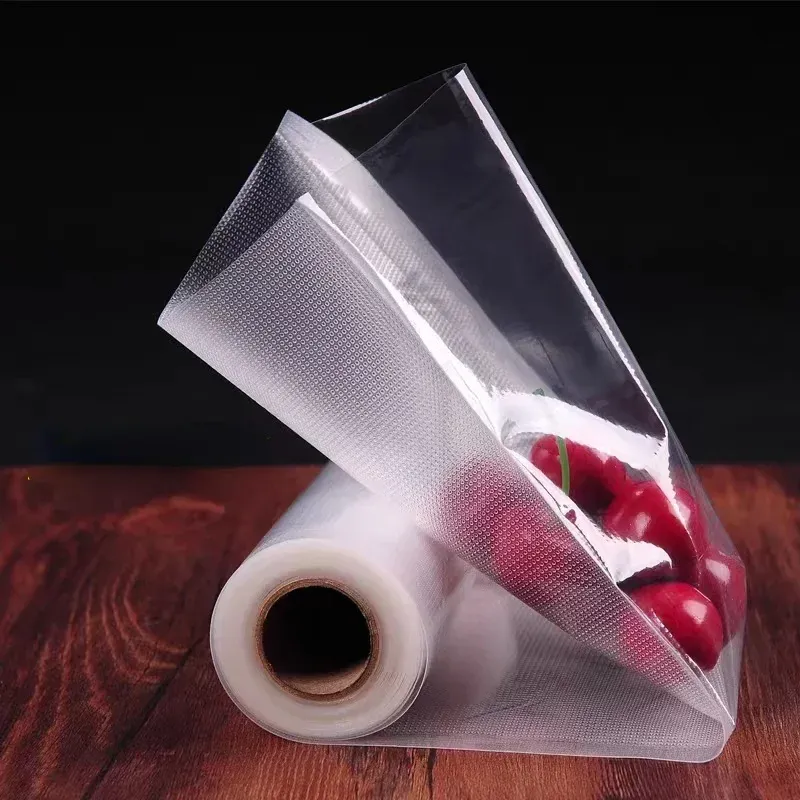 Sachets sous vide soudés et rangés au réfrigérateur