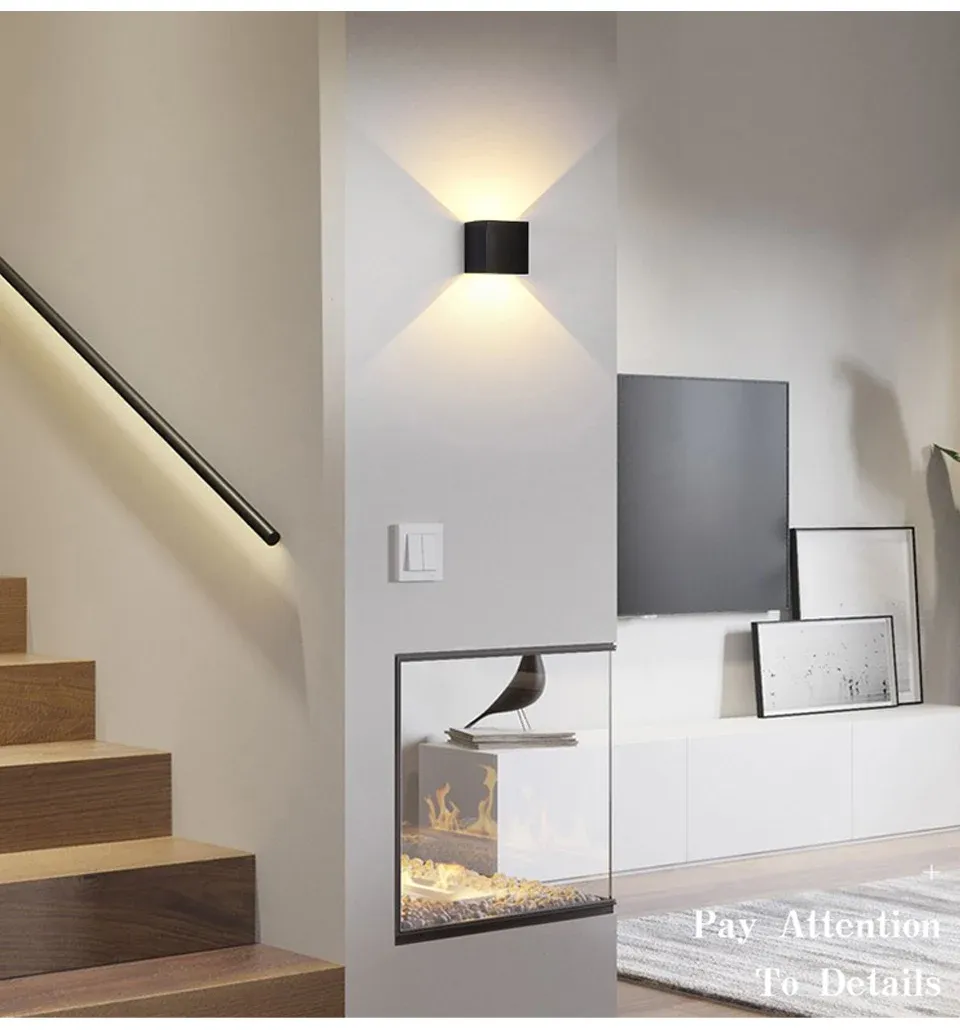 Applique murale LED dans un jardin