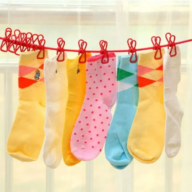 Corde à linge portable avec 12 pinces, élastique, rétractable et extensible pour l'arrière-cour 6