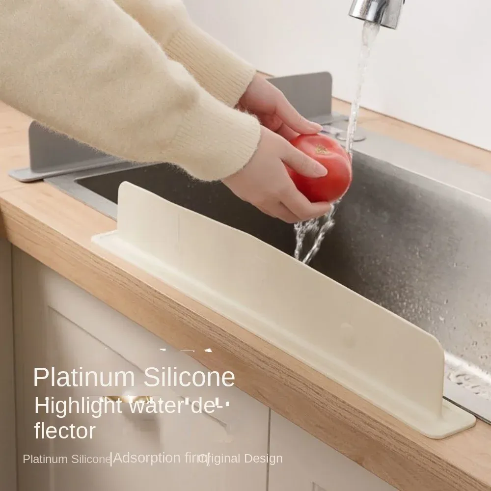 Déflecteur d'évier en silicone avec ventouse, protection anti-éclaboussures, plaque déflectrice d'eau résistante à l'huile, accessoire de cuisine, lot de 1 ou 2 pièces 2