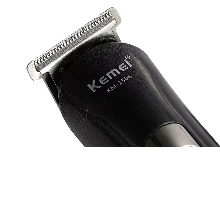 Finition précise avec la tondeuse Kemei KM-1506