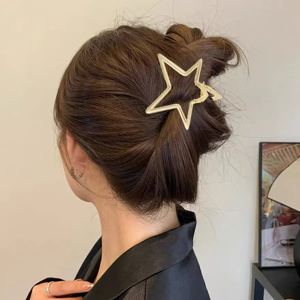 Barrettes étoiles évidées tendance au charme doux et cool pour femmes et filles, accessoires cheveux Y2K, épingles élégantes idéales en cadeau 2