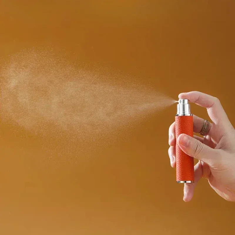 Flacon vaporisateur de parfum en cuir de 10 ml, compact et rechargeable, idéal pour le voyage 2