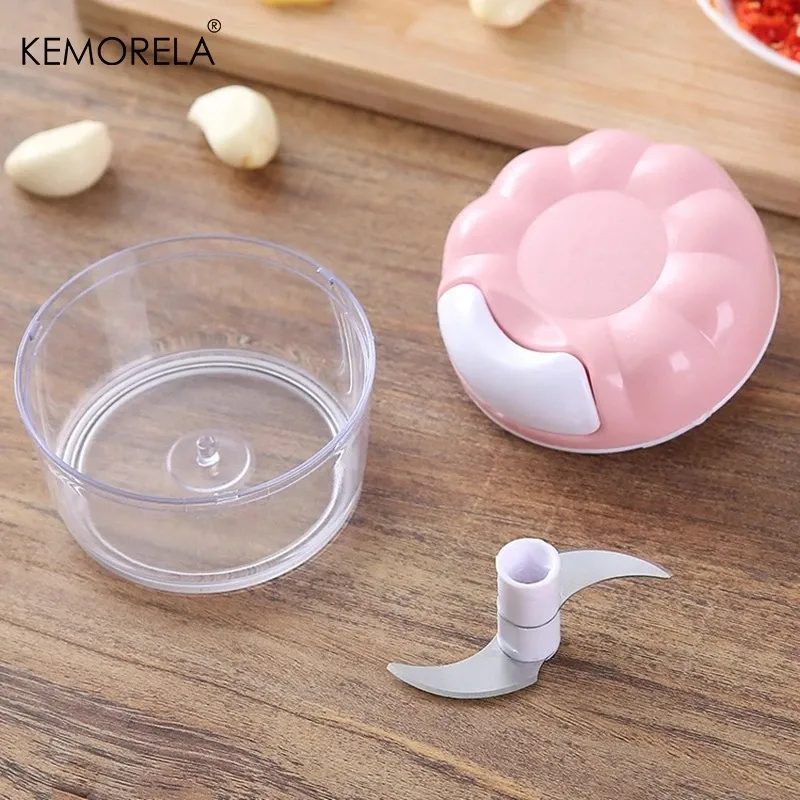 Mini-hachoir multifonction avec hachoir à ail, coupe-légumes, hachoir à viande et presse-ail manuel 4