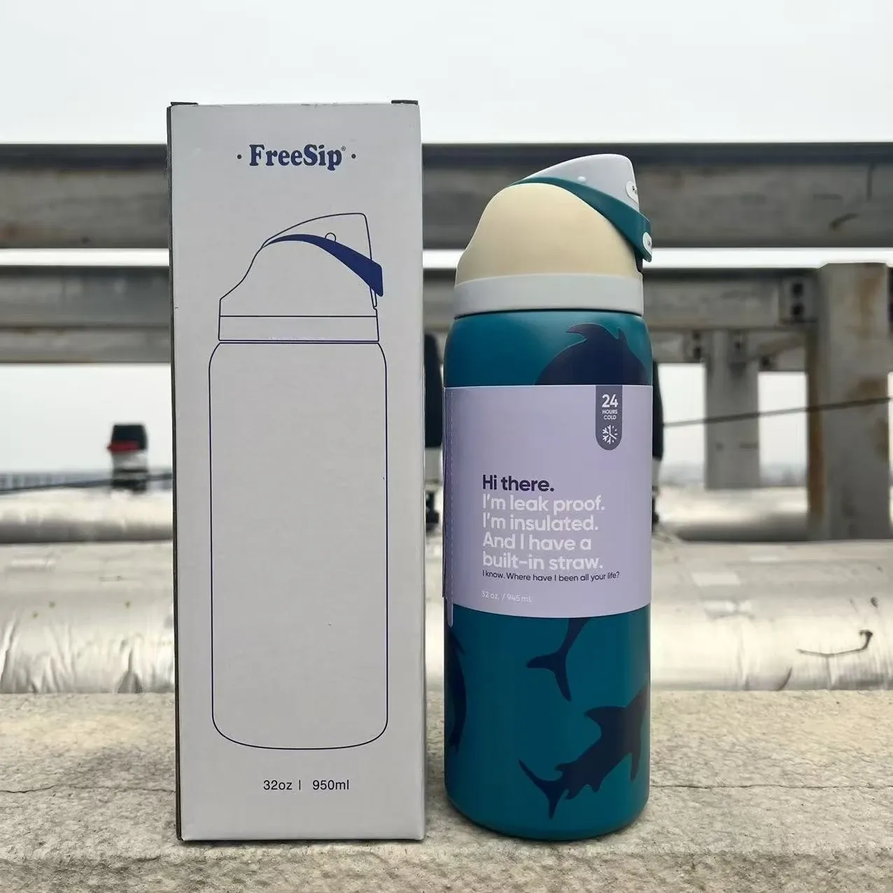Bouteille d'eau isotherme en acier inoxydable 32 oz avec paille et couvercle anti-fuite 15