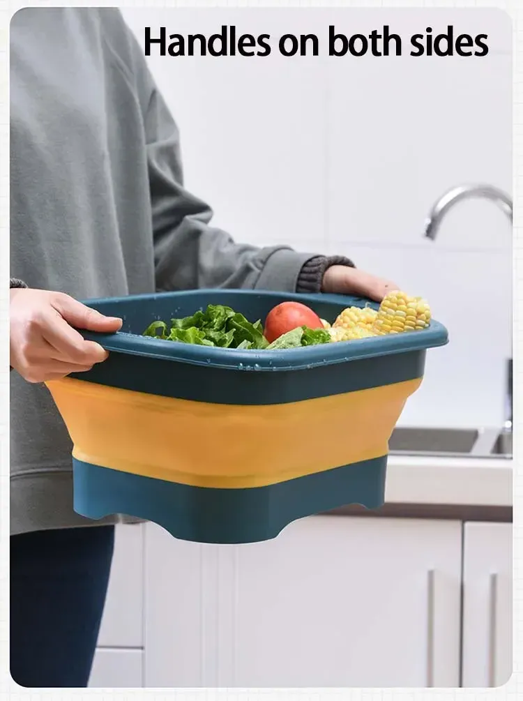 Passoire pliable en silicone en utilisation