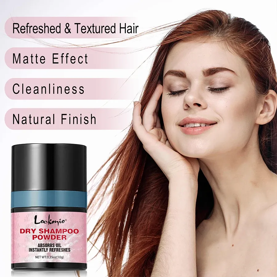 Application du shampooing sec en poudre