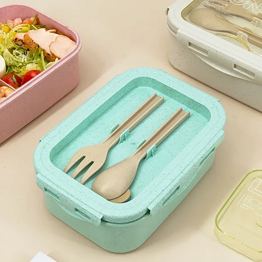 Boîte à lunch avec repas prêt à être dégusté