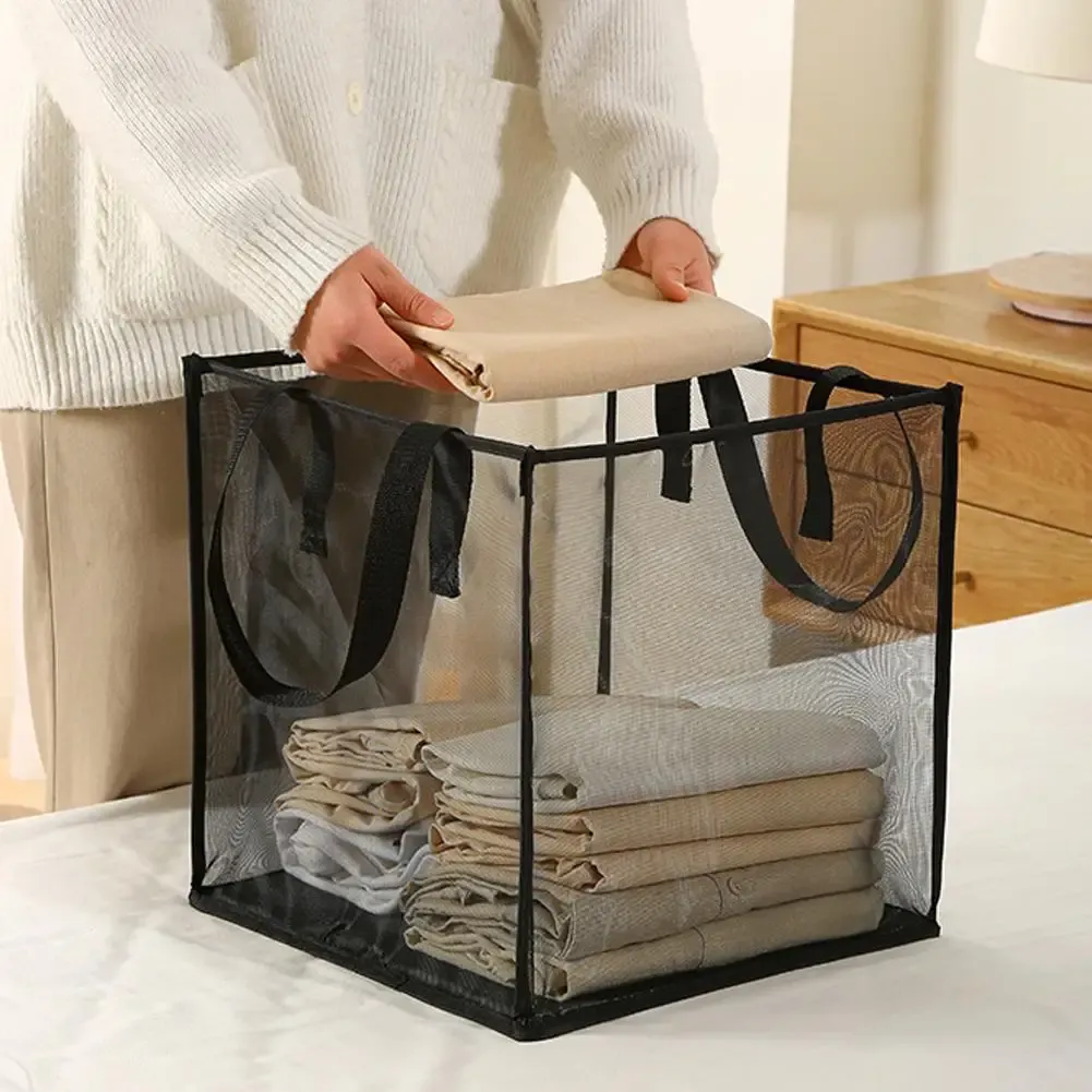 Panier à linge carré pliable, en situation