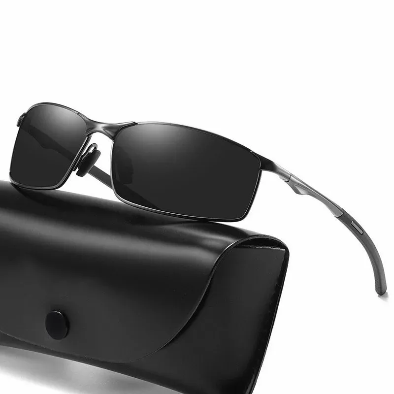 Lunettes de soleil homme à monture rectangulaire, vue d'ensemble
