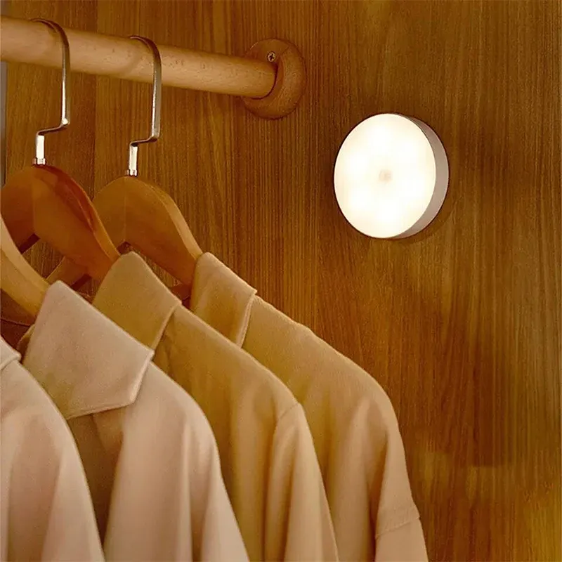 Veilleuse LED rechargeable à détecteur de mouvement USB pour chambre, escalier, couloir et placard 3
