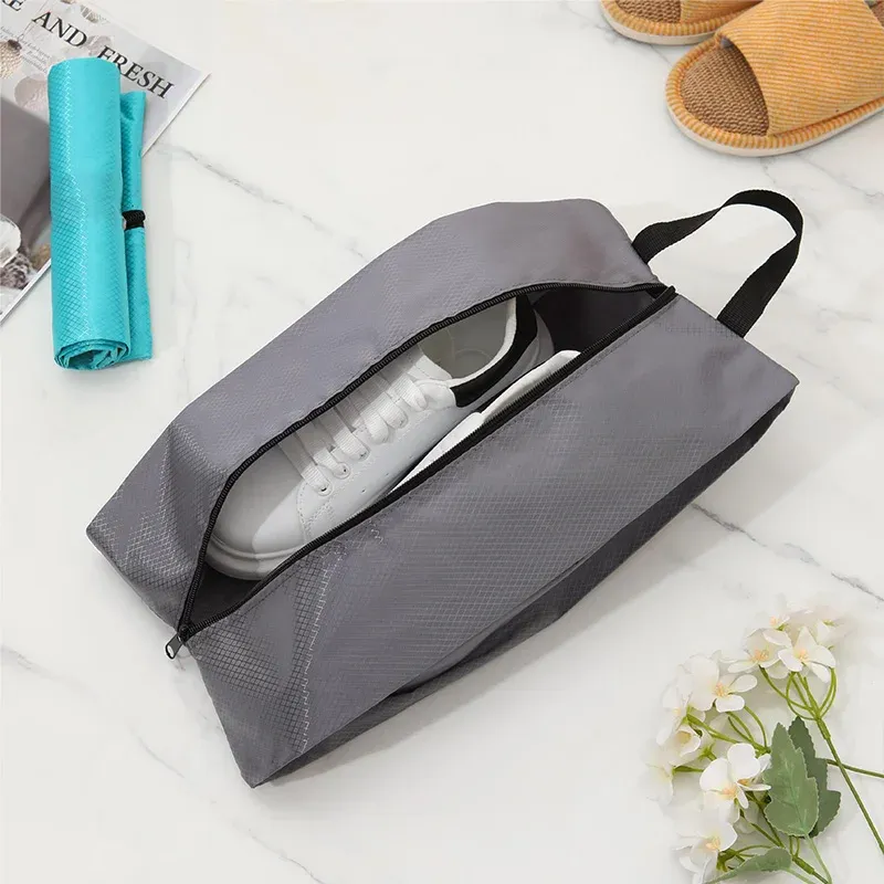 Sac de rangement portable pour chaussures de voyage, étanche, avec fermeture éclair robuste 2