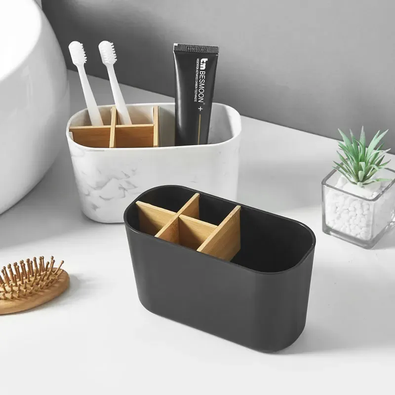 Vue rapprochée du support pour brosses à dents électriques